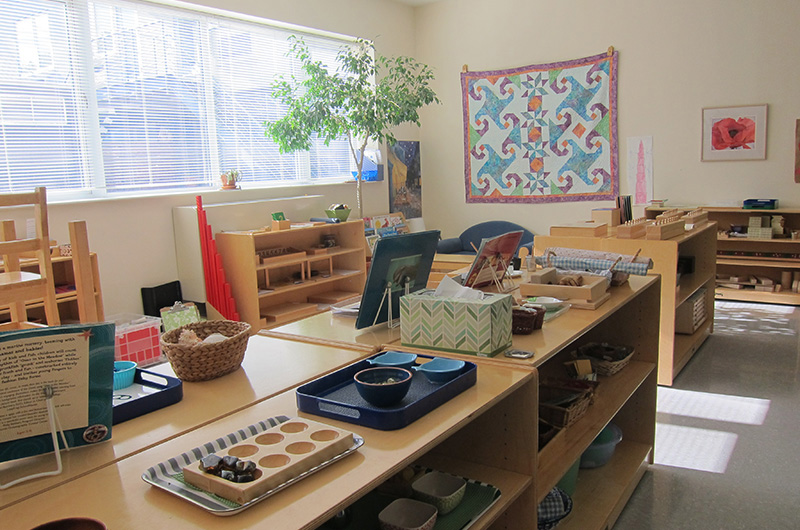 montessori classroom setup